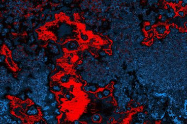 Çizik ve çatlaklarla metal doku