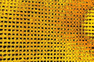 Kırmızı sarı ve siyah renkli kirli duvar, desenli arka plan.