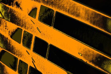 Kırmızı sarı ve siyah renkli kirli duvar, desenli arka plan.