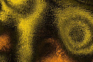 Kırmızı sarı ve siyah renkli kirli duvar, desenli arka plan.