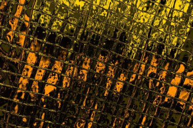 Kırmızı sarı ve siyah renkli kirli duvar, desenli arka plan.