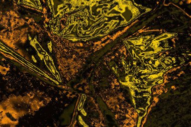 Kırmızı sarı ve siyah renkli kirli duvar, desenli arka plan.