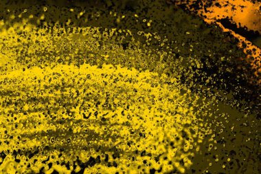 Kırmızı sarı ve siyah renkli kirli duvar, desenli arka plan.