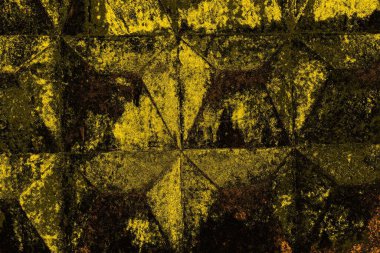 Kırmızı sarı ve siyah renkli kirli duvar, desenli arka plan.