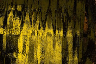 Kırmızı sarı ve siyah renkli kirli duvar, desenli arka plan.