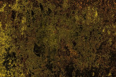 Kırmızı sarı ve siyah renkli kirli duvar, desenli arka plan.