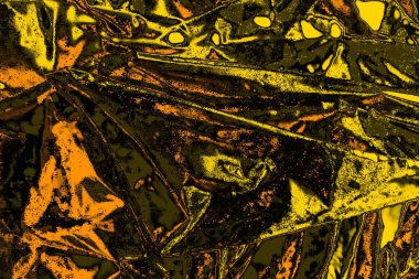 Kırmızı sarı ve siyah renkli kirli duvar, desenli arka plan.