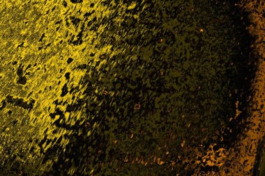 Kırmızı sarı ve siyah renkli kirli duvar, desenli arka plan.