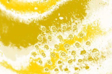 Kopya alanı olan soyut sarı desenli duvar