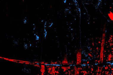 Kırmızı ve mavi renkli, soyut, esmer, pejmürde bir doku. Grunge arkaplanı, metin veya reklam için boşluk resmini kopyala