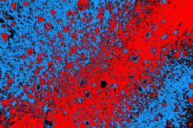 Kırmızı ve mavi renkli, soyut, esmer, pejmürde bir doku. Grunge arkaplanı, metin veya reklam için boşluk resmini kopyala