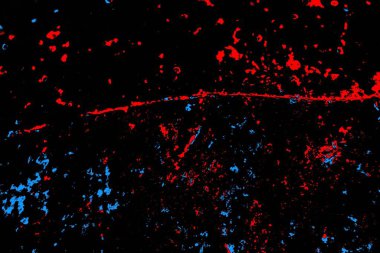 Kırmızı ve mavi renkli, soyut, esmer, pejmürde bir doku. Grunge arkaplanı, metin veya reklam için boşluk resmini kopyala