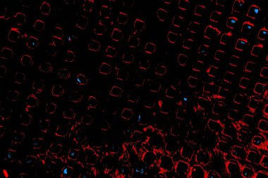 Kırmızı ve mavi renkli, soyut, esmer, pejmürde bir doku. Grunge arkaplanı, metin veya reklam için boşluk resmini kopyala