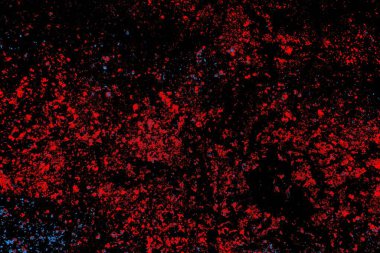 Kırmızı ve mavi renkli, soyut, esmer, pejmürde bir doku. Grunge arkaplanı, metin veya reklam için boşluk resmini kopyala