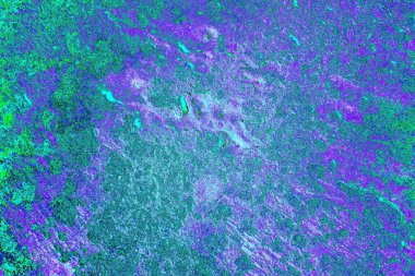 Çizik ve çatlaklarla metal doku