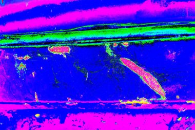 Çizik ve çatlaklarla metal doku