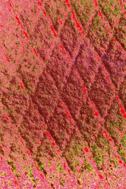 Çizik ve çatlaklarla metal doku