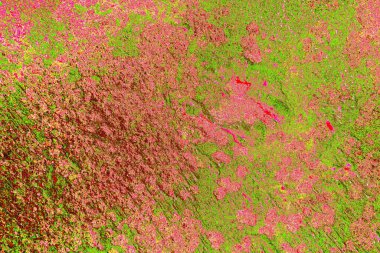 Çizik ve çatlaklarla metal doku