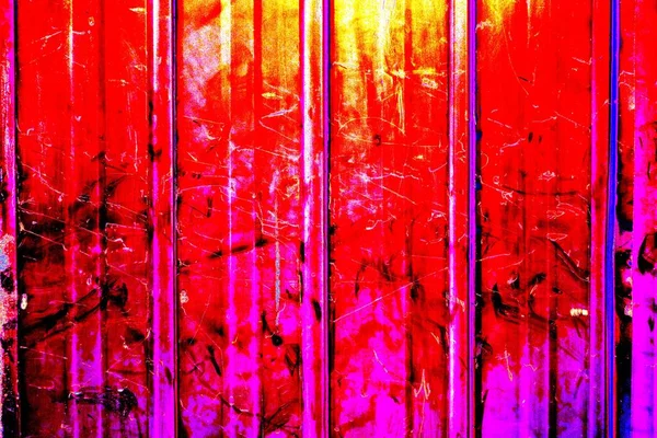 Çizik ve çatlaklarla metal doku