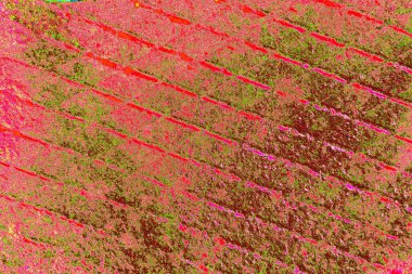 Çizik ve çatlaklarla metal doku