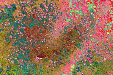 Çizik ve çatlaklarla metal doku