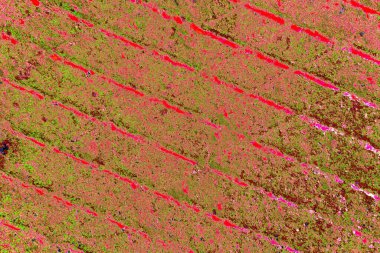 Çizik ve çatlaklarla metal doku