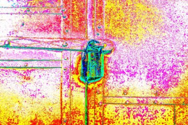 Çizik ve çatlaklarla metal doku