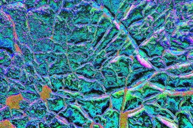 Duvar dokusundan eski boya soyuluyor