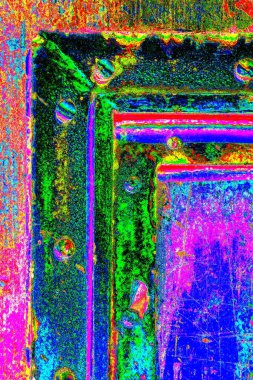 Çizik ve çatlaklarla metal doku