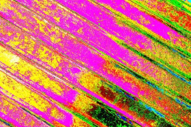 Çizik ve çatlaklarla metal doku