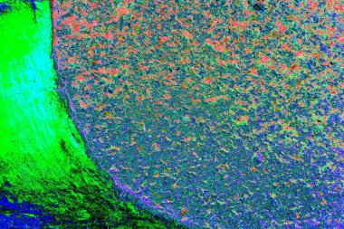 Arkaplan olarak kullanılmak üzere küçük taşlarla sıvanmış duvarın görüntüsü.