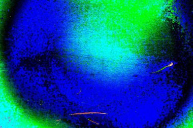 Soyut neon renkler çizik ve çatlaklarla dokulu duvar. 