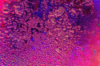 Çizik ve çatlaklarla metal doku