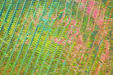 Çizik ve çatlaklarla metal doku