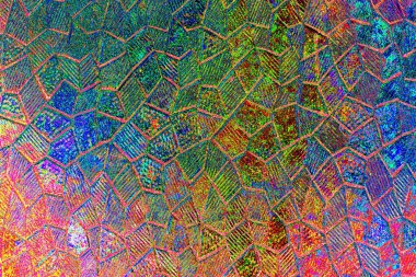 Soyut neon renkler çizik ve çatlaklarla dokulu duvar. 