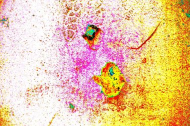 Soyut neon renkler çizik ve çatlaklarla dokulu duvar. 