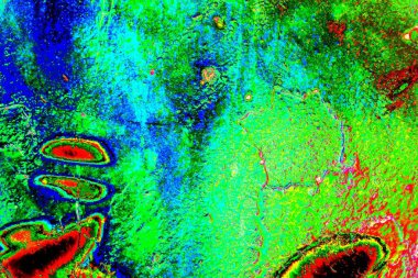 Çizik ve çatlaklarla metal doku