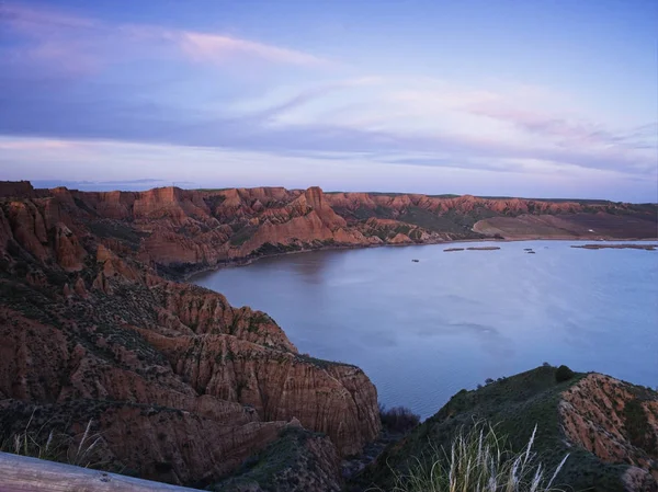 The Burujon canyon at dusk — Stock Photo, Image