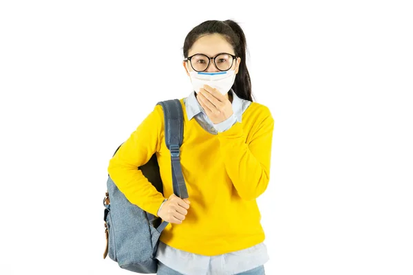 Joven Estudiante Asiática Gafas Con Mascarilla Médica Llevando Una Bolsa — Foto de Stock