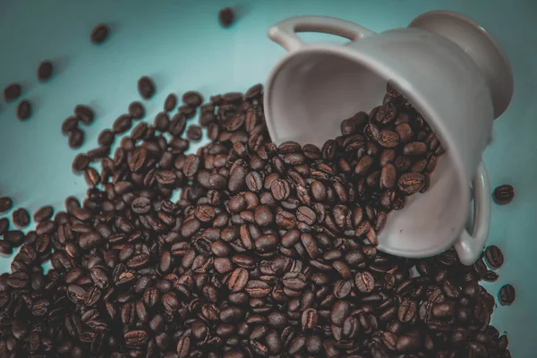 Kahve çekirdekleri yakın planda.