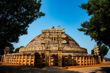 Sanchi Stupa, UNESCO 'nun Dünya Mirası İmparator Ashoka tarafından inşa edilen 2200 yıllık bir Budist anıtı..