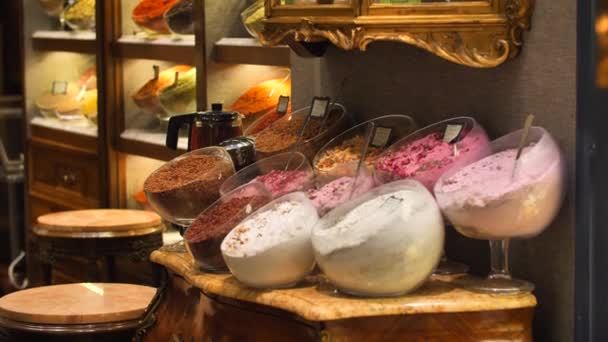 Ablak a török Delight Shop in Spice Bazaar Istanbul — Stock videók
