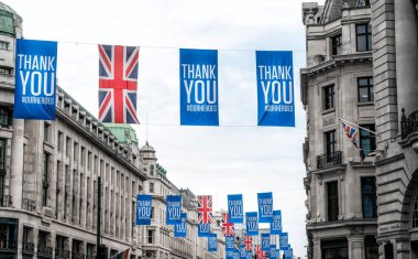 Londra, İngiltere 'deki Coronavirus' a tepki olarak İngiliz Tıp Personeli 'ne teşekkürler.