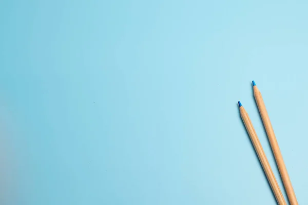 Two Pencils Blue Background — Stock Photo, Image
