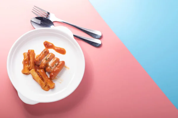 Nourriture Coréenne Tteokbokki Sur Une Assiette Blanche — Photo