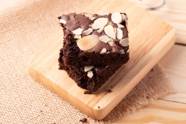 Fecha Brownies Fundo Madeira — Fotografia de Stock