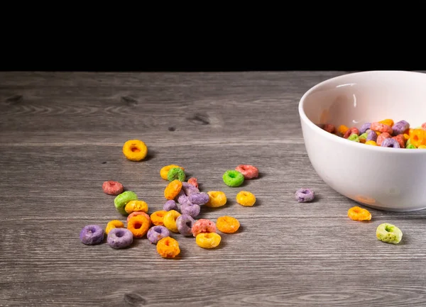 Tazón Blanco Con Muchos Cereales Colores Interior Una Mesa Gris — Foto de Stock