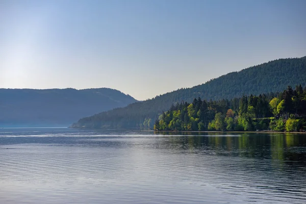 Vista Costa Bahía Del Vesubio Salt Spring Island Columbia Británica — Foto de Stock