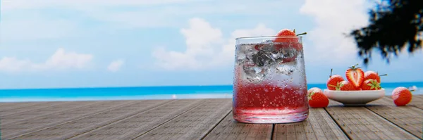 Mocktail Strawberry Nectar Con Soda Mezcla Alcohol Las Fresas Frescas —  Fotos de Stock