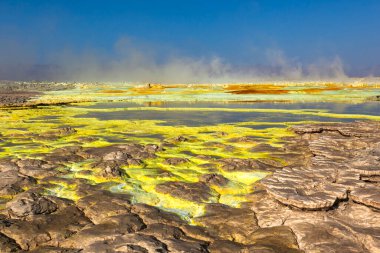 Danakil depresyon dallol volkan renkli sülfür gölü